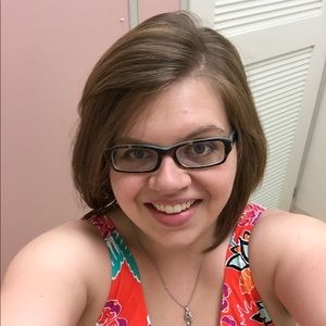 Meet your Posher, Molly